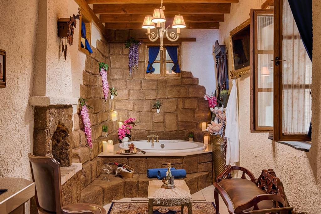 Koukos Rhodian Guesthouse - Adults Only