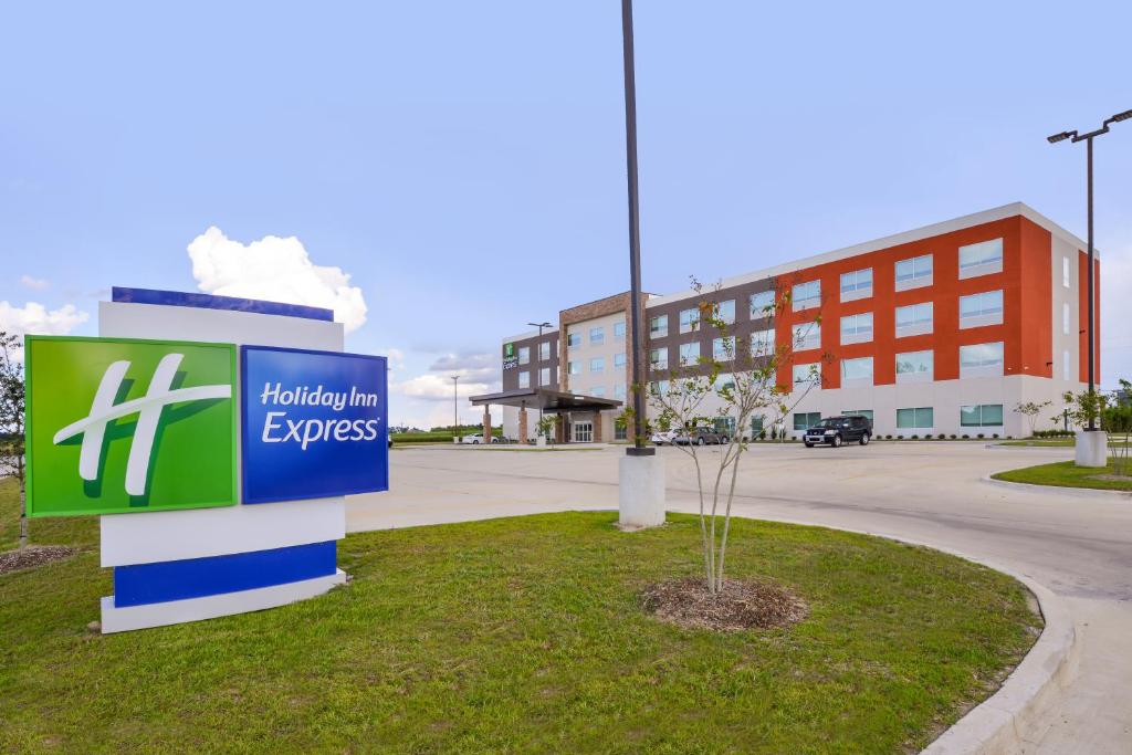 Holiday Inn Express Donaldsonville, an IHG Hotel